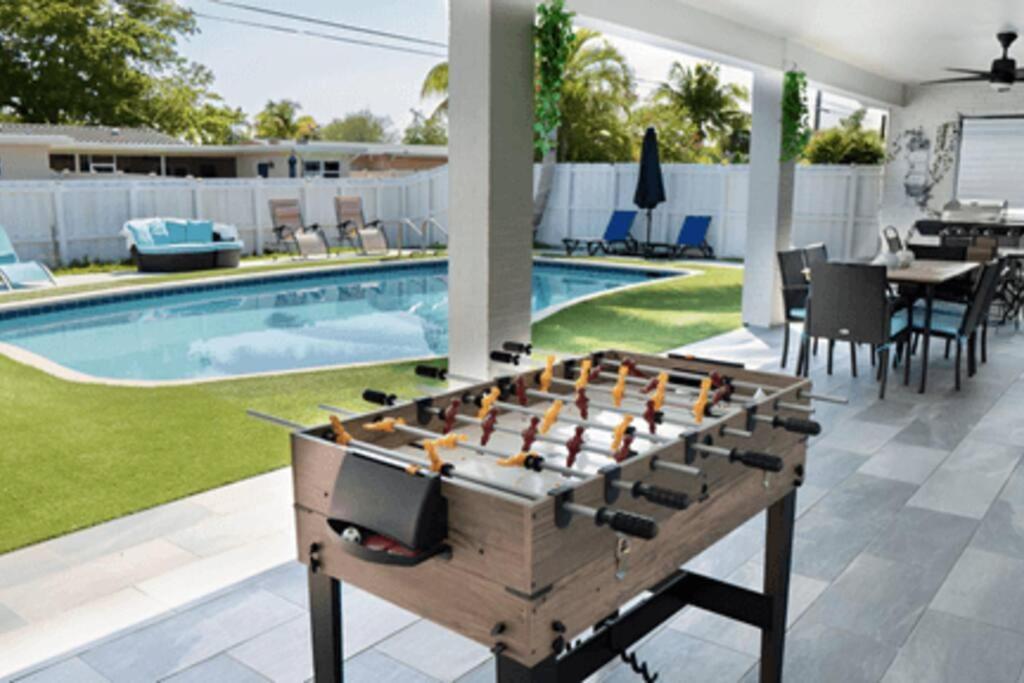 Luxurious & Modern Open Floor Plan Heated Pool Villa Hollywood Buitenkant foto
