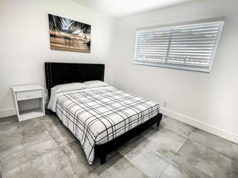 Luxurious & Modern Open Floor Plan Heated Pool Villa Hollywood Buitenkant foto
